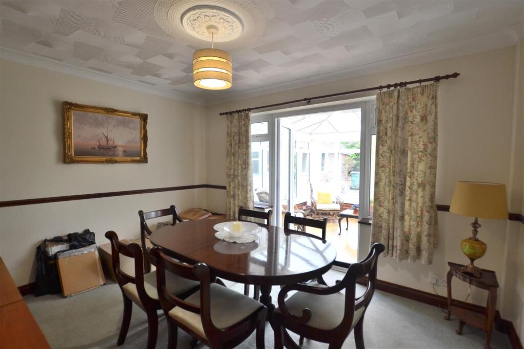 House in Guildford - View 5