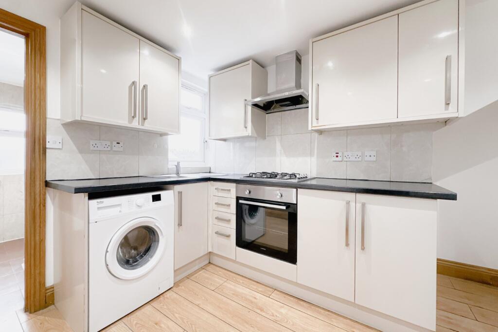 Main image of property: London Road, Croydon, CR0