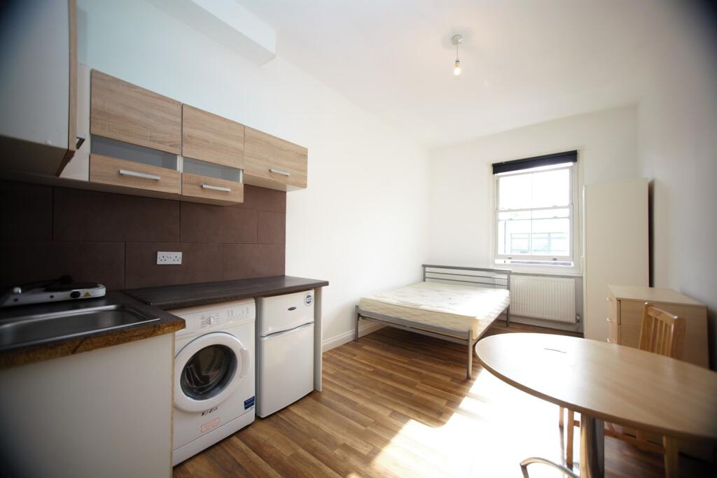Main image of property: Brent Street, Hendon, NW4