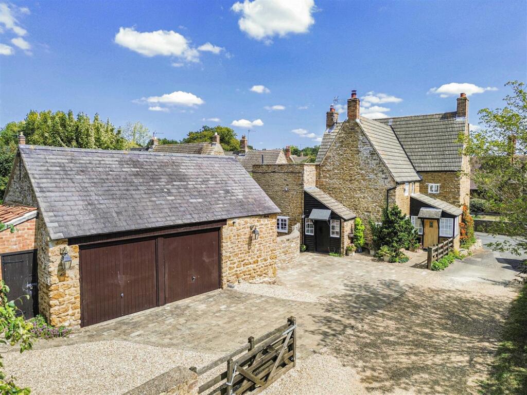 High Street, Ecton, Northampton, NN6 - View 5