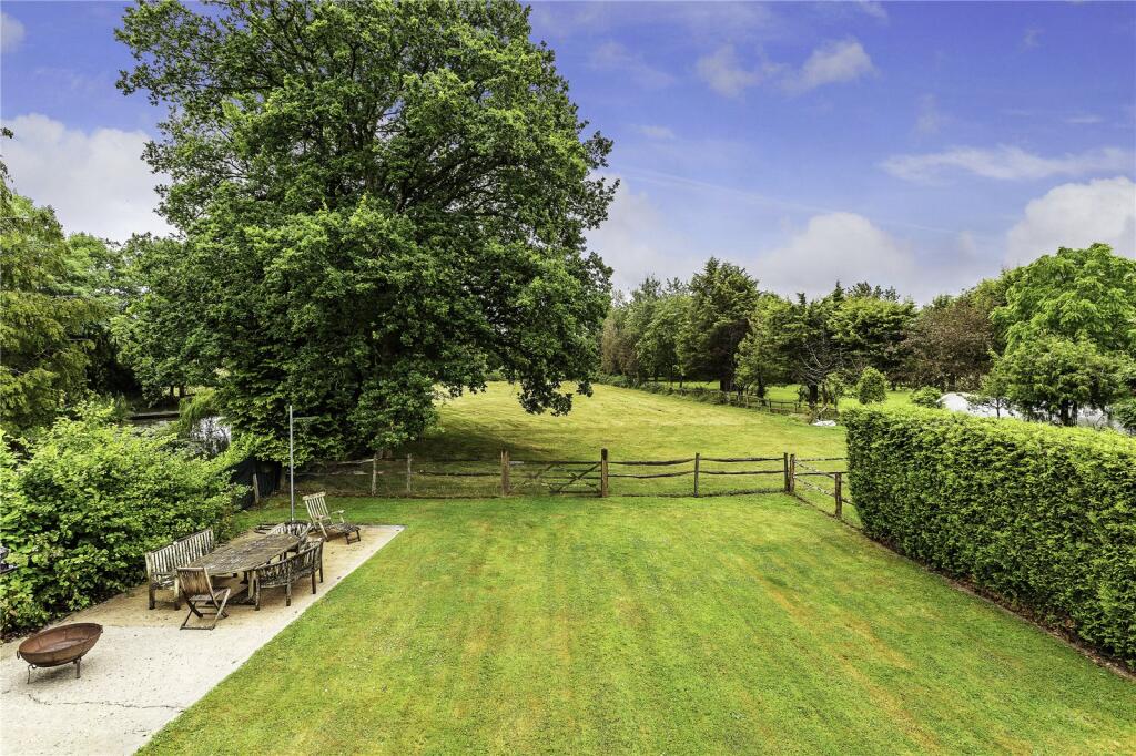House in Waverley, Ewhurst - View 4