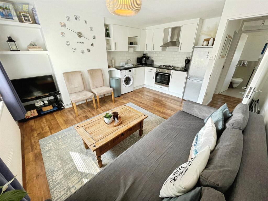 Apartment in London - View 5