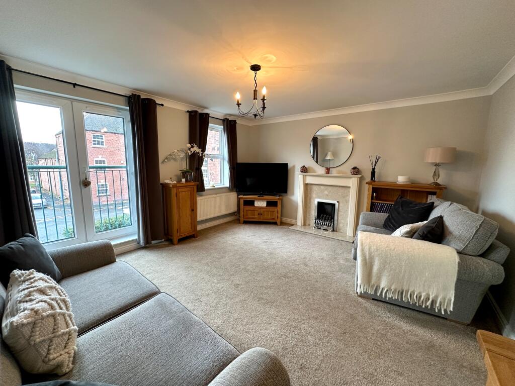 House in Sandwell, West Midlands - View 2
