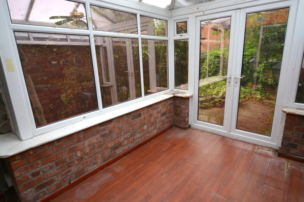 House in Tameside, Greater Manchester - View 5