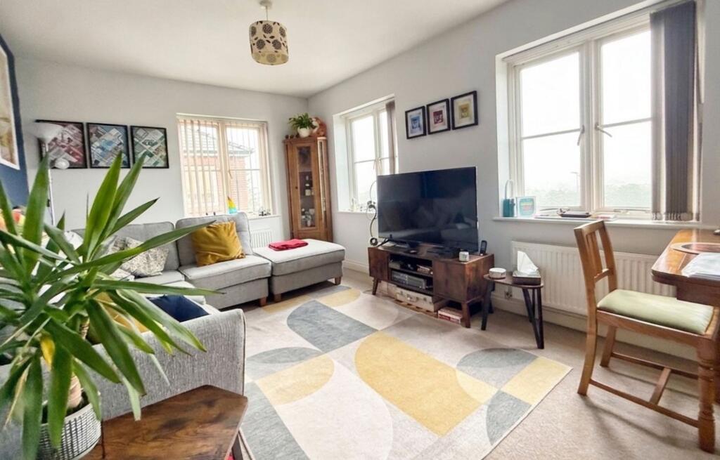 Main image of property: Meadow Bank, Llandarcy, SA10