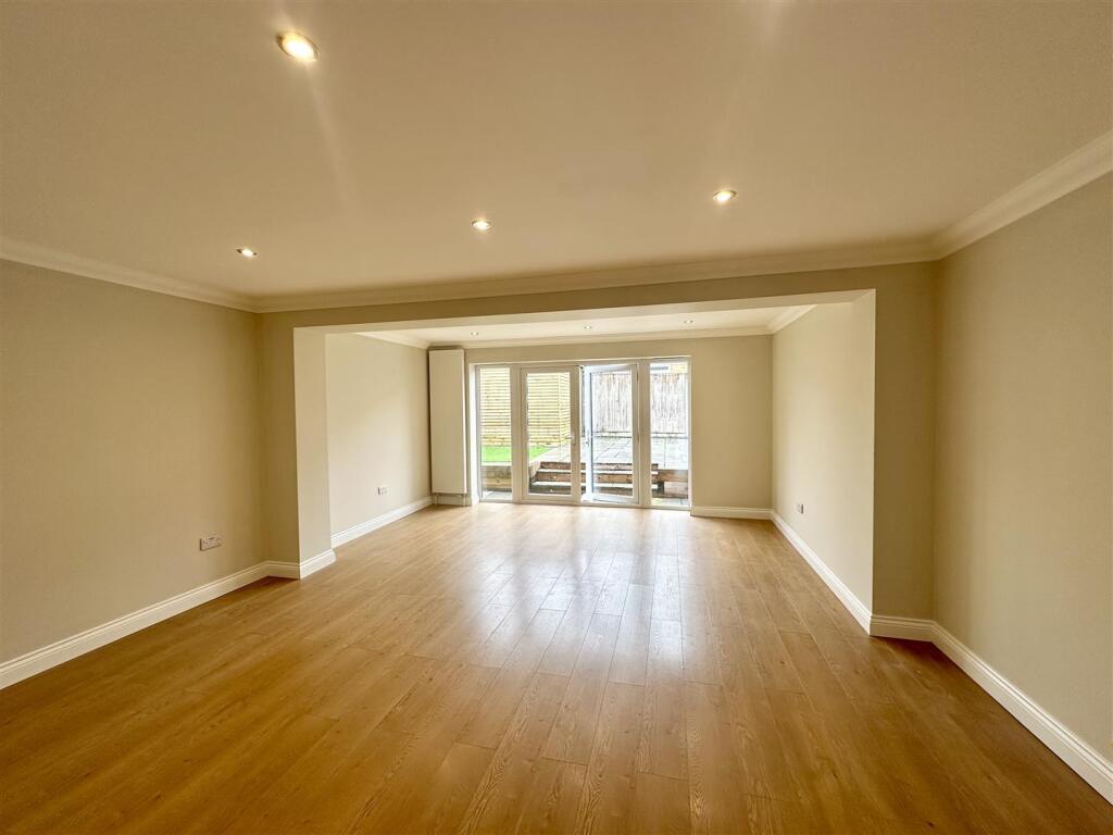 House in Eastbourne, East Sussex - View 2