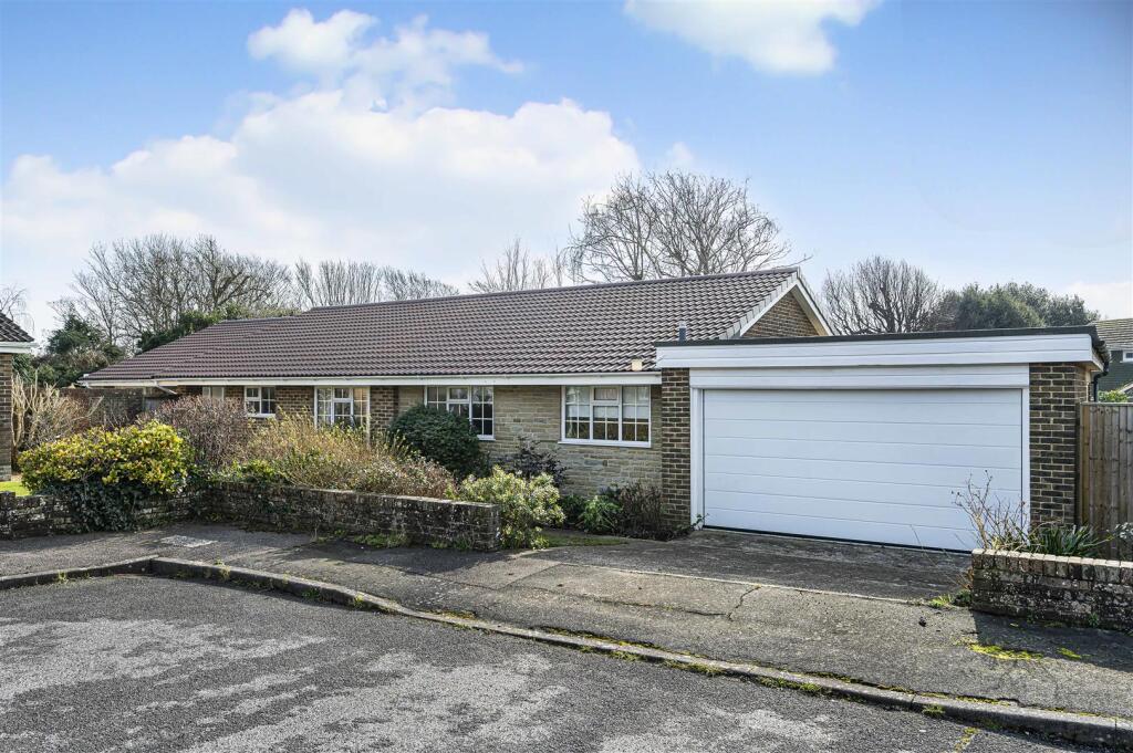 4-bed detached on Stoke Close, Seaford, £675,000