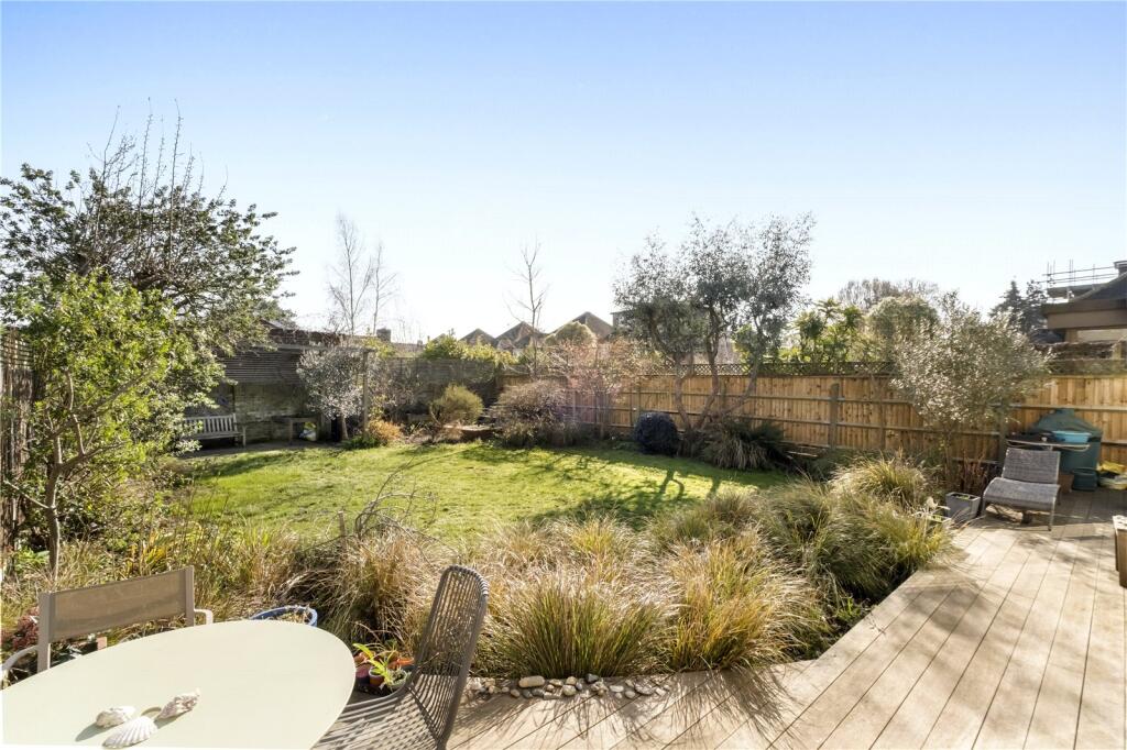 Sheen Lane, London, SW14 photo 2