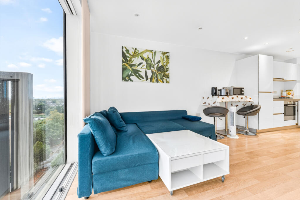 Apartment in London - View 4