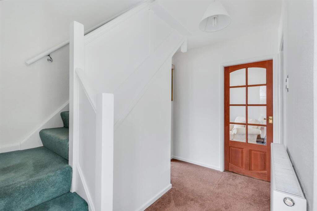 Honiton Close, Toton, Nottingham photo 3