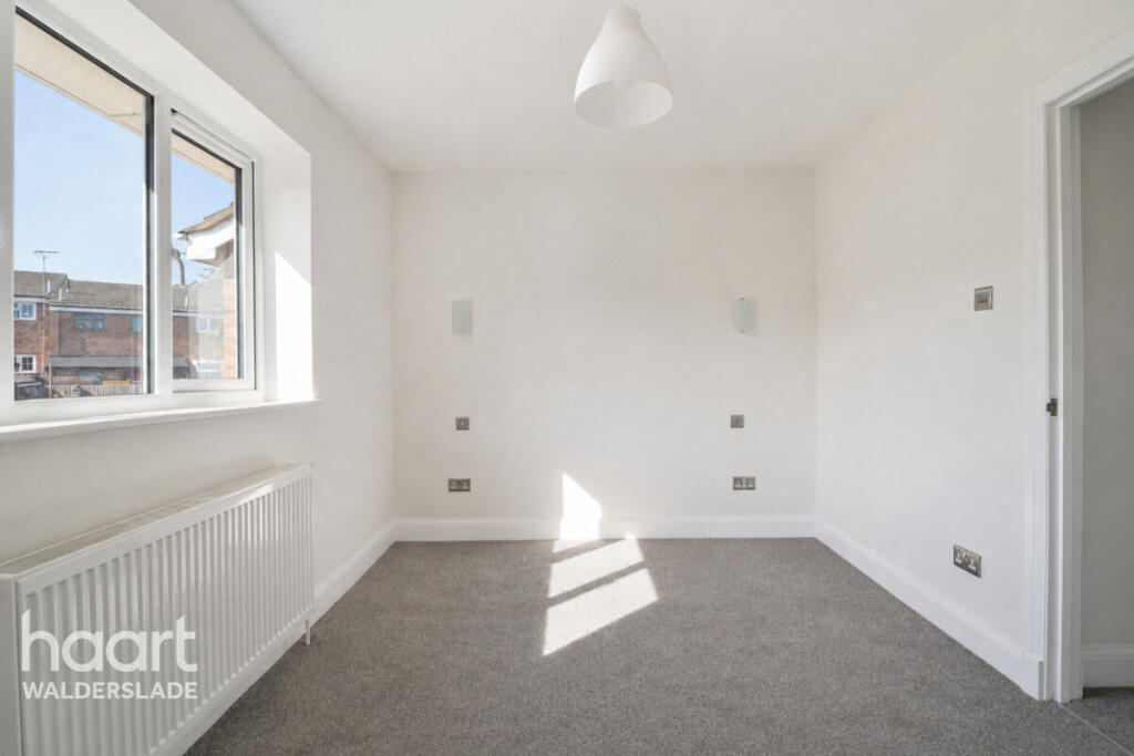 Main image of property: Larchwood Close, Chatham