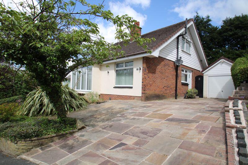 Main image of property: Warren Lea, Compstall