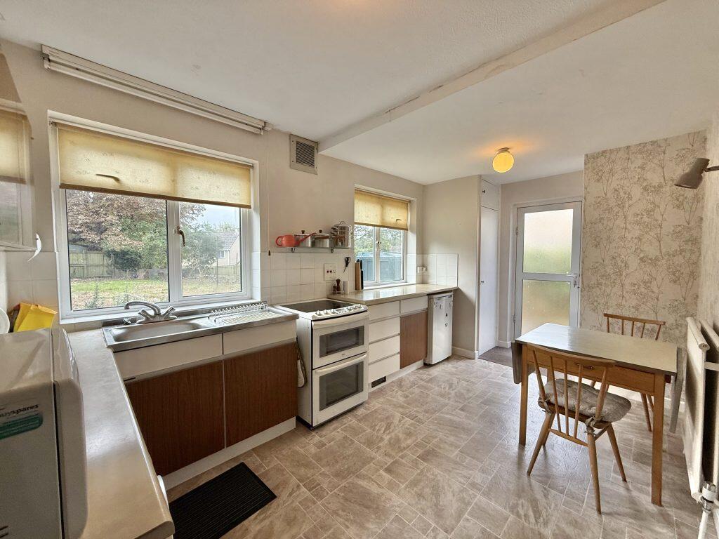 Mill Close, East Coker, Yeovil, Somerset, BA22 photo 3