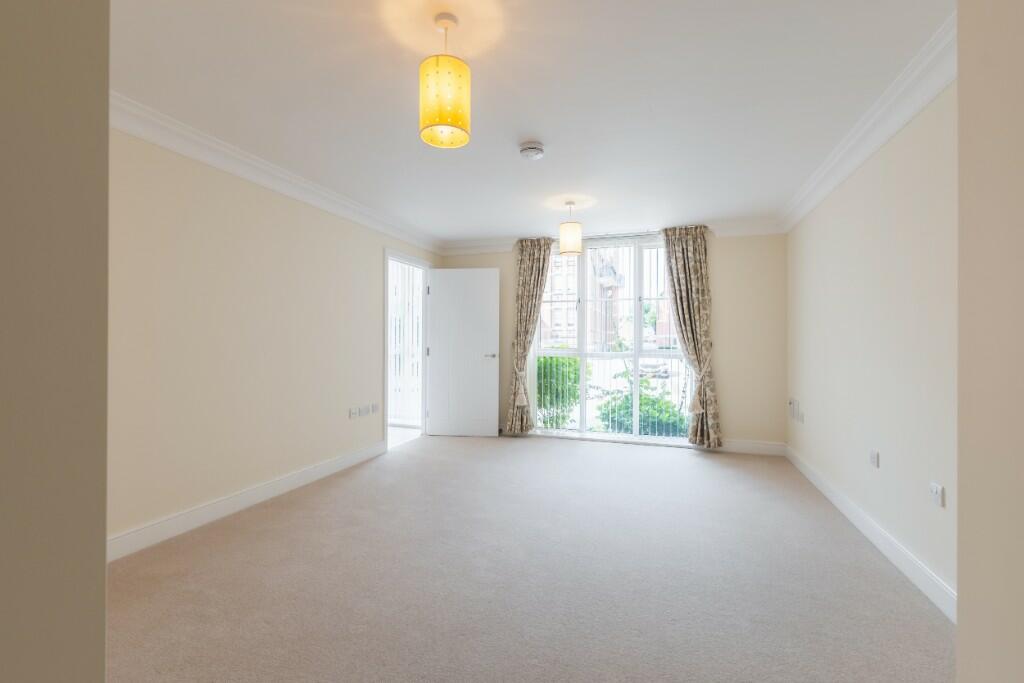 3 Kineton Hall, Lillington Avenue, Leamington Spa, Warwickshire, CV32 photo 3