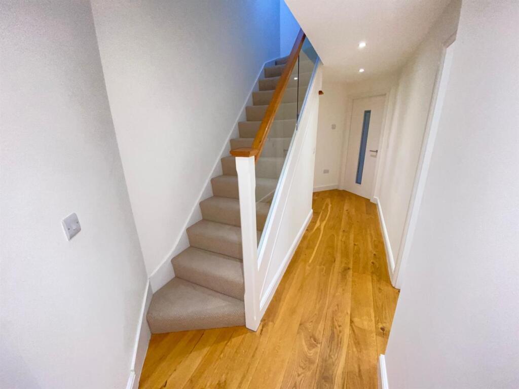 Apartment in Chester - View 4