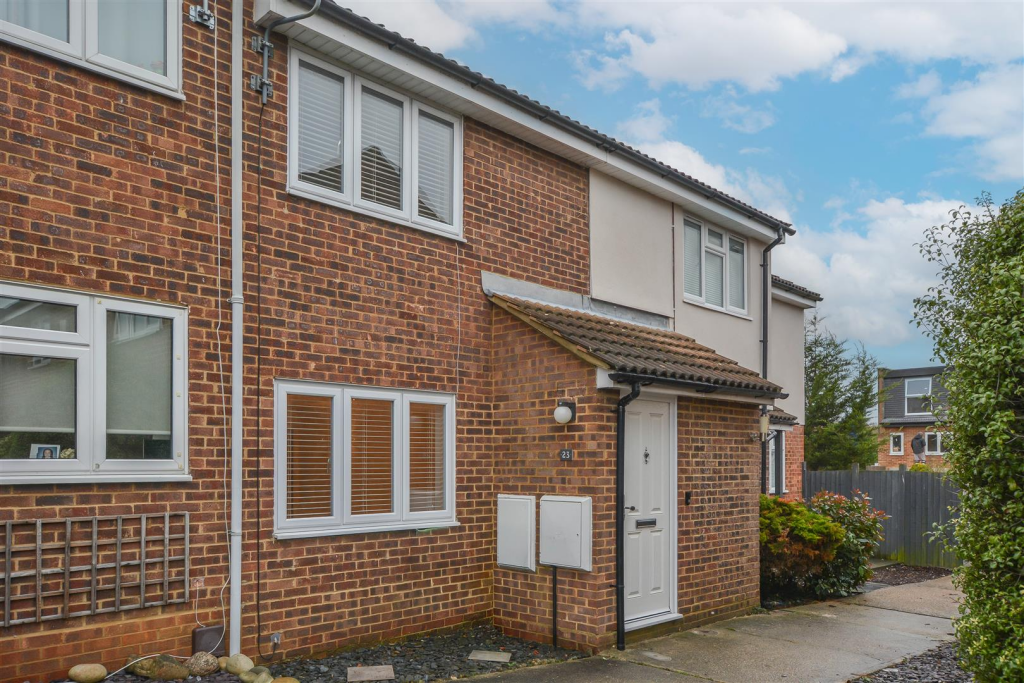 Main image of property: Hazeleigh, Brentwood