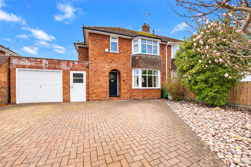 Main image of property: Blewbury Drive, Tilehurst, Reading, Berkshire, RG31
