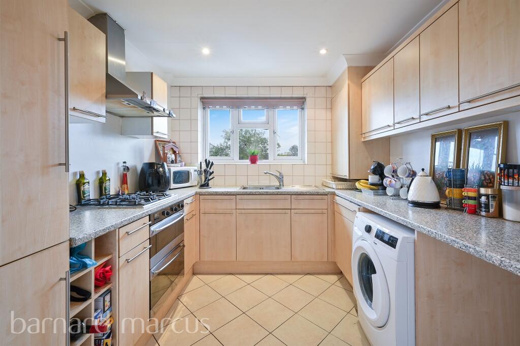 Apartment in London - View 5