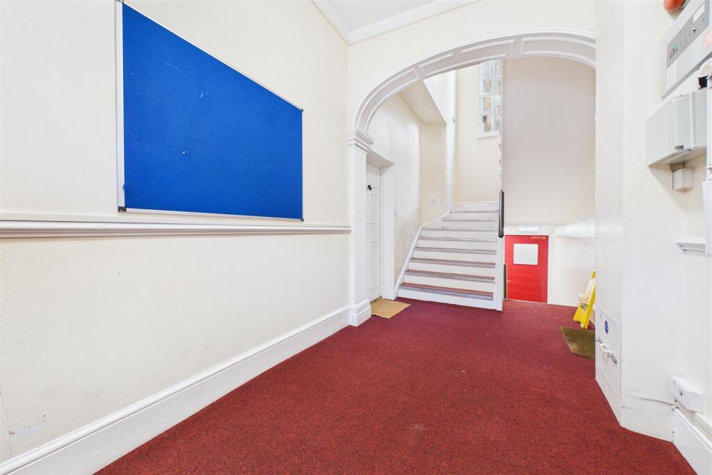 Additional image 5 of Flat | Basic Updating | BA1