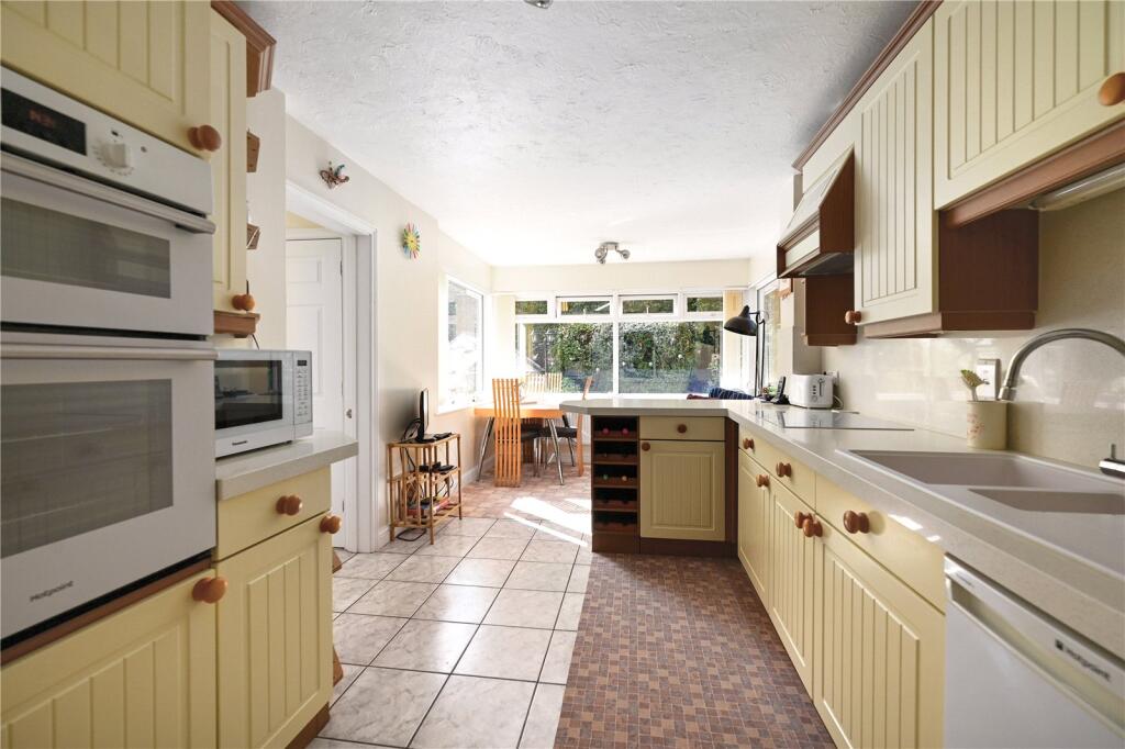 House in Guildford, Ash - View 4