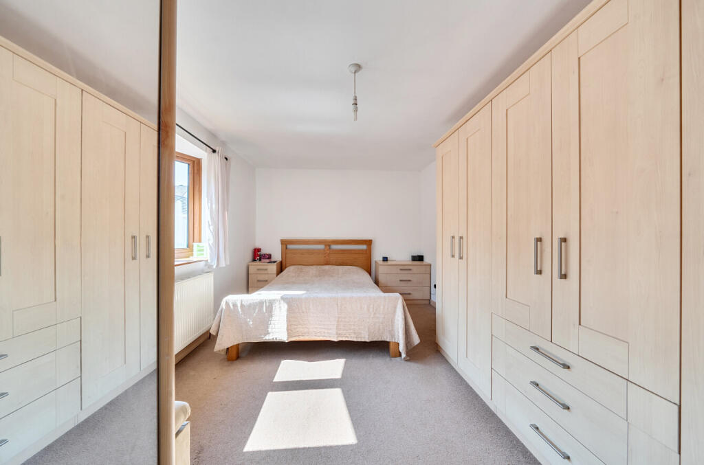 House in Stratton St Margaret, Swindon - View 4