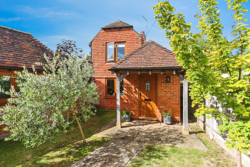 Main image of property: Station Road, Staplehurst, Tonbridge, Kent, TN12