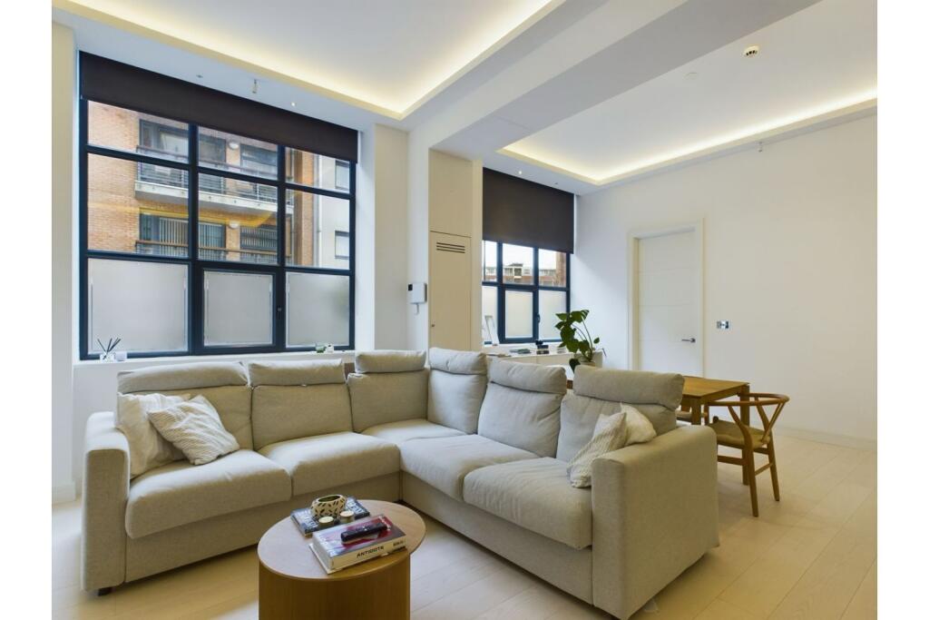 Main image of property: 44 Warple Way, London, W3