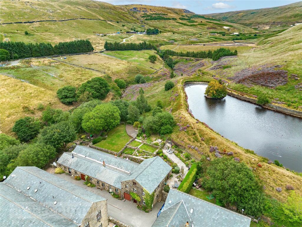 House in Oldham, Saddleworth - View 2
