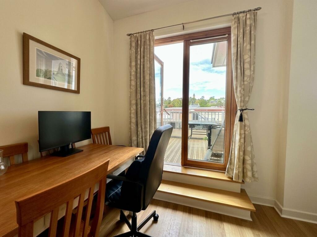 Harbourside, The Crescent, BS1 5JQ photo 3