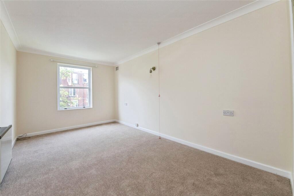 Alphington Street, Exeter, Devon, EX2 - View 5