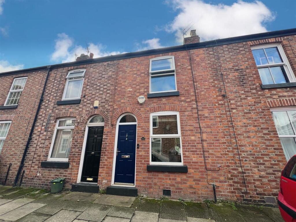 2-bed terraced on Era Street, Sale, £315,000