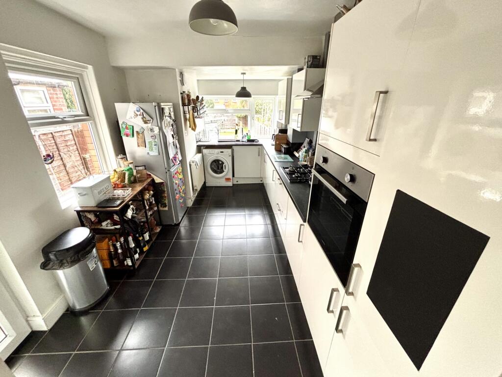 Additional image 7 of Seaton Road, Yeovil, BA20