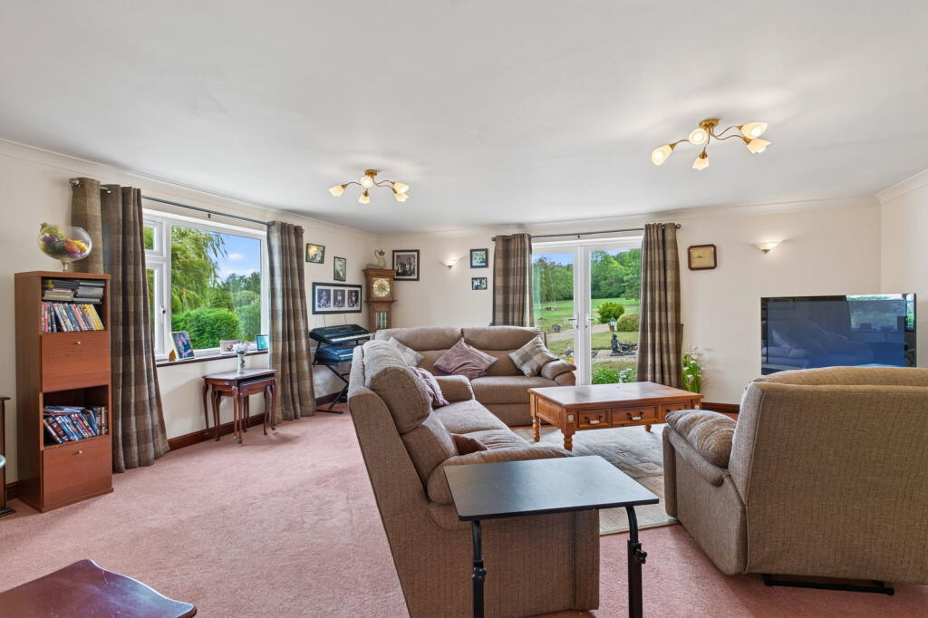House in Leicester, North Northamptonshire - View 4
