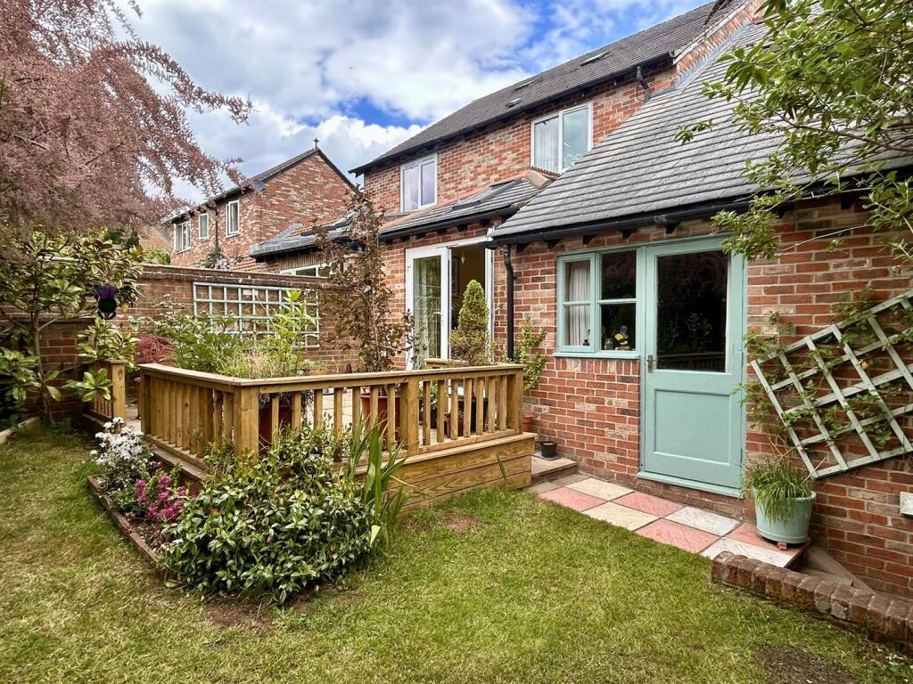 House in Newbury, West Berkshire - View 2