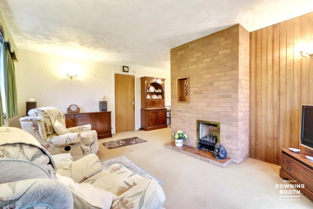 Mountford Crescent, Aldridge, Walsall photo 4