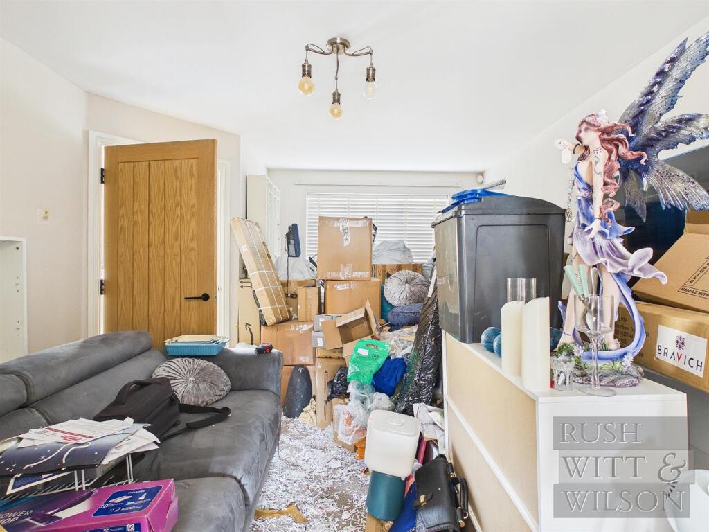 Elphinstone Road, Hastings photo 3