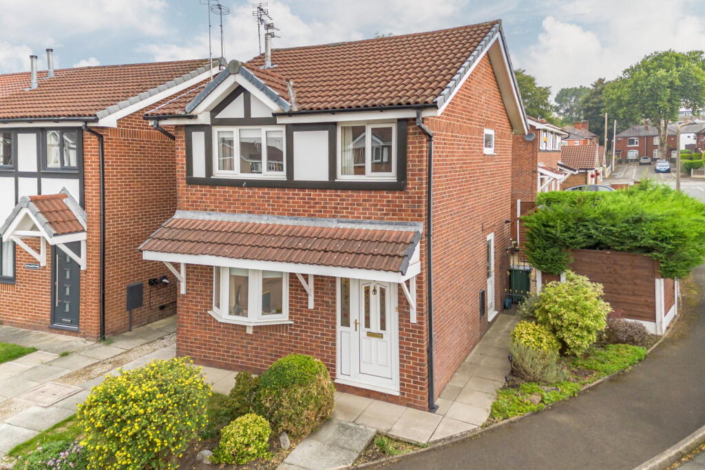 Main image of property: Woodhill Fold, Bury, BL8 1UY