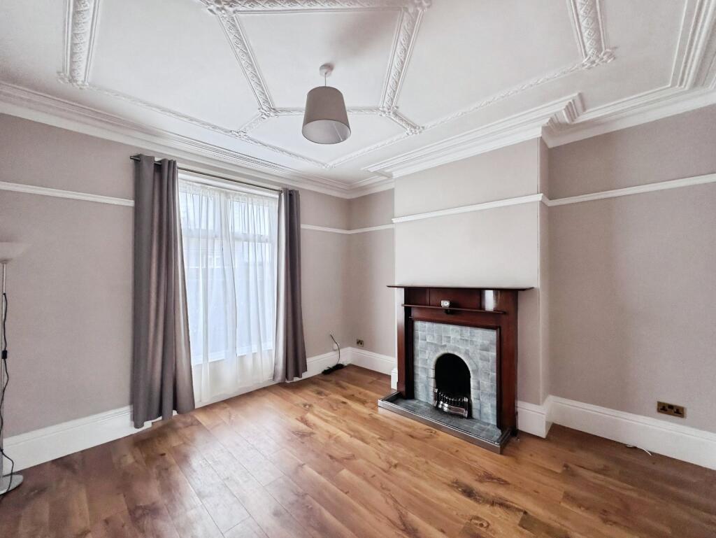House in Kirklees, West Yorkshire - View 2