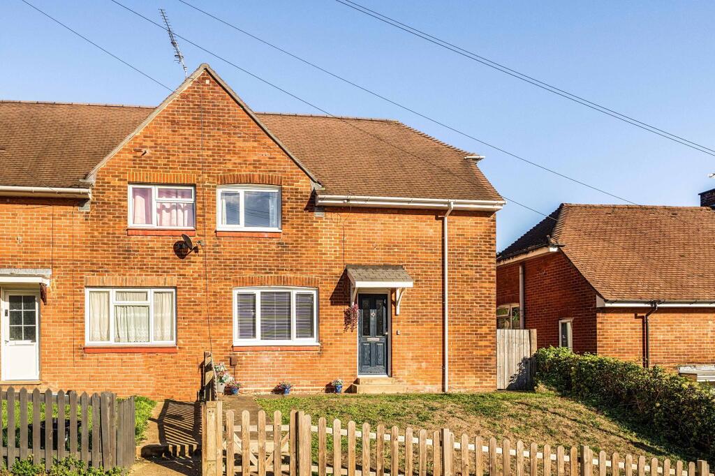 3-bed semi-detached on Thurmond Road, Winchester, SO22, £345,000
