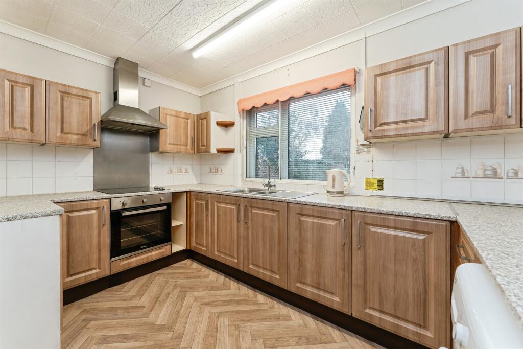 Maids Cross Hill, Lakenheath, Brandon photo 4