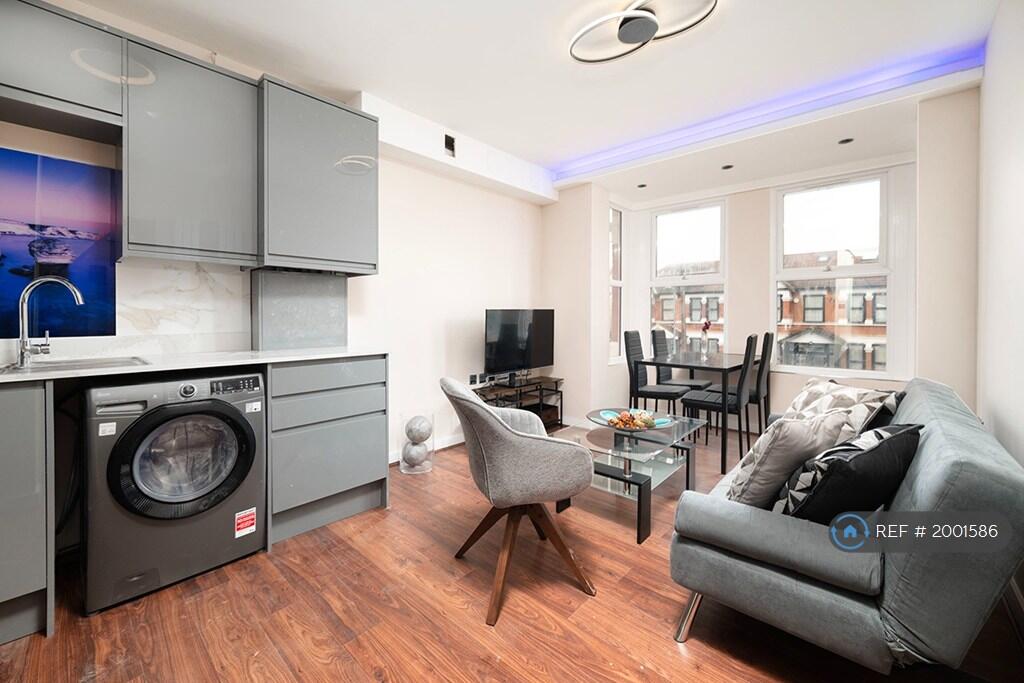 Main image of property: Aberdour Road, Ilford, IG3