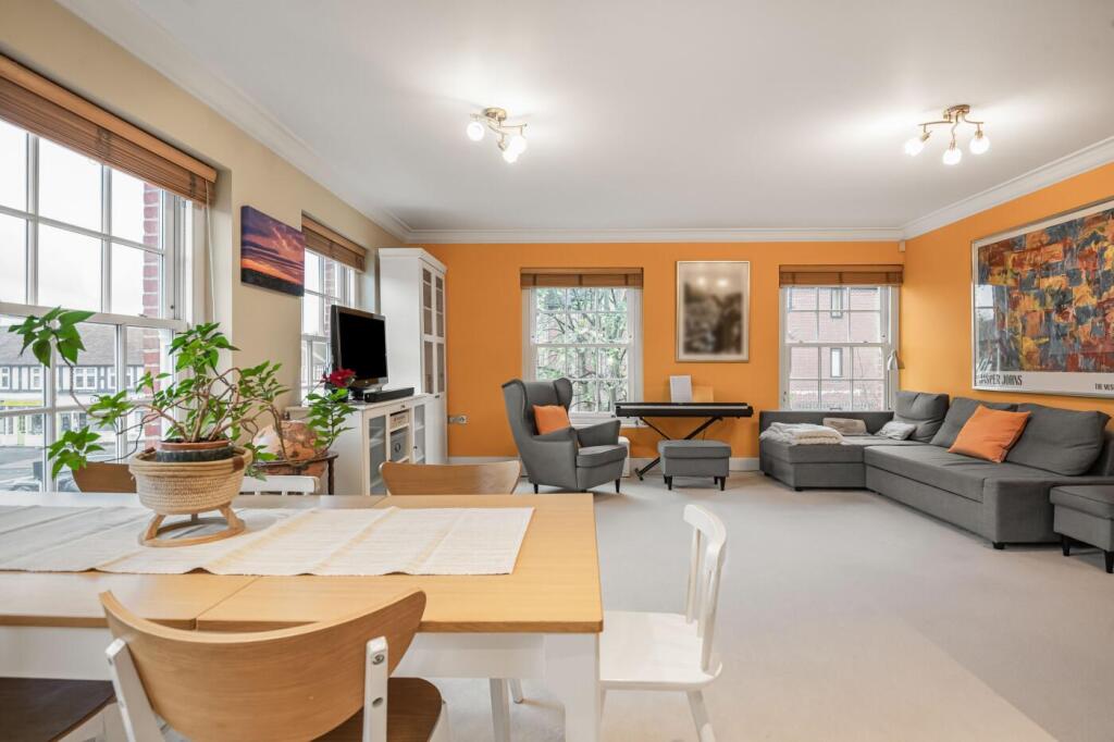Apartment in South Oxfordshire, Henley-on-Thames - View 3