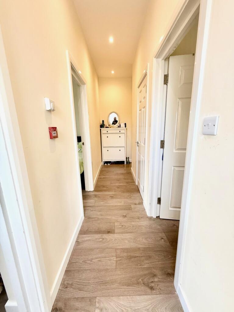 Apartment in London - View 3