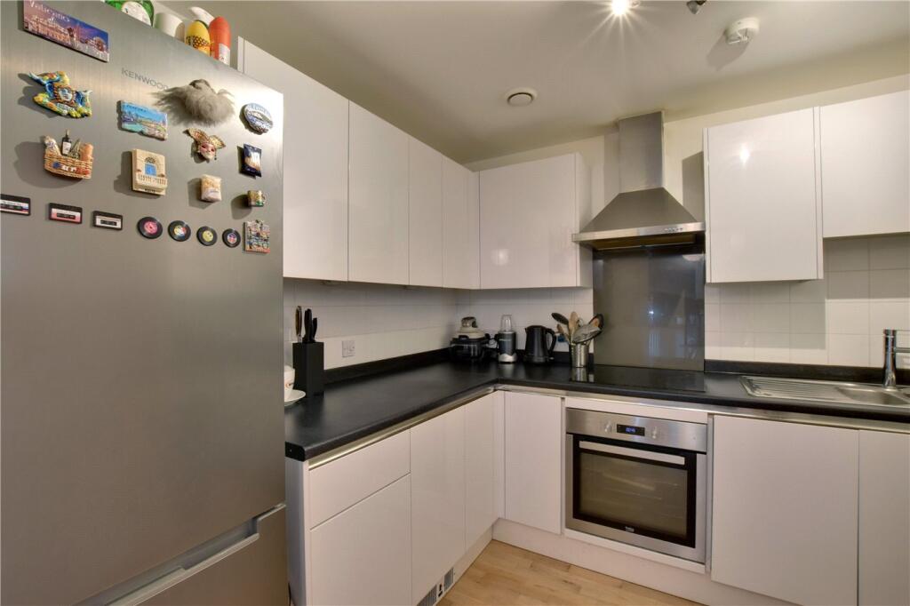 Apartment in London, Royal Borough of Greenwich - View 4