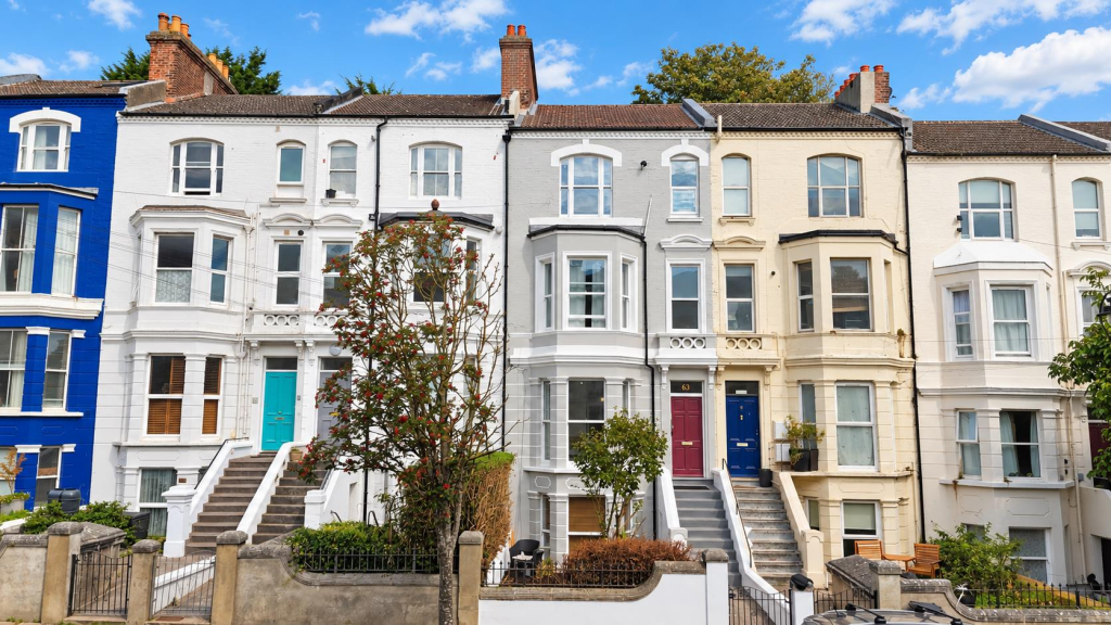 1-bed flat on Southwater Road, St. Leonards-On-Sea, £125,000