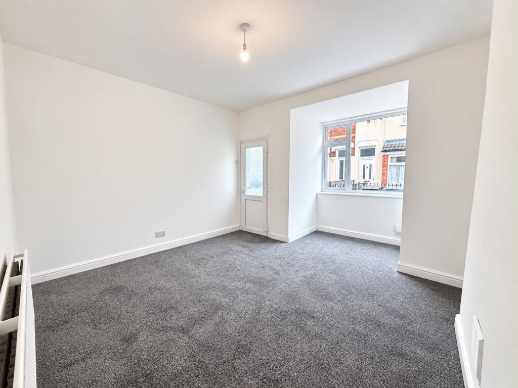 House in Hull - View 3