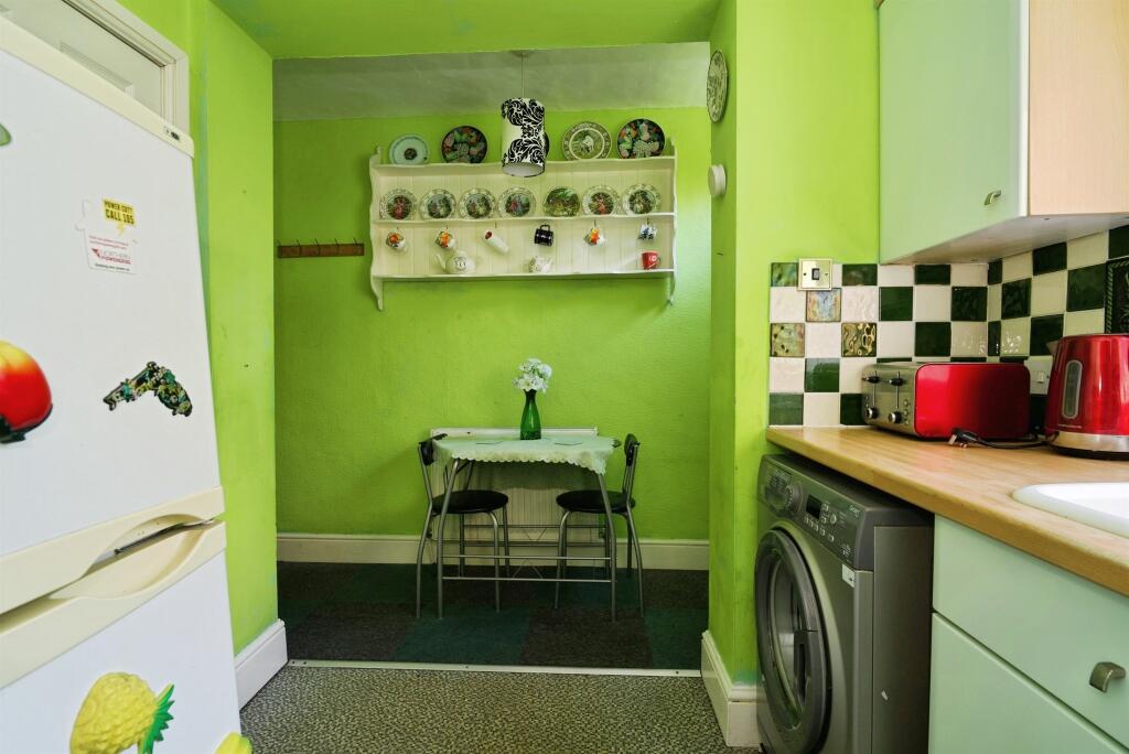 House in Barnsley, South Yorkshire - View 5