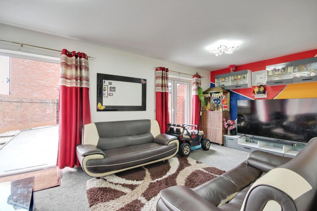Property photo 8