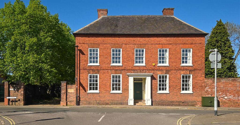 Main image of property: Radhurst Grange, Main Street, Barton Under Needwood, DE13
