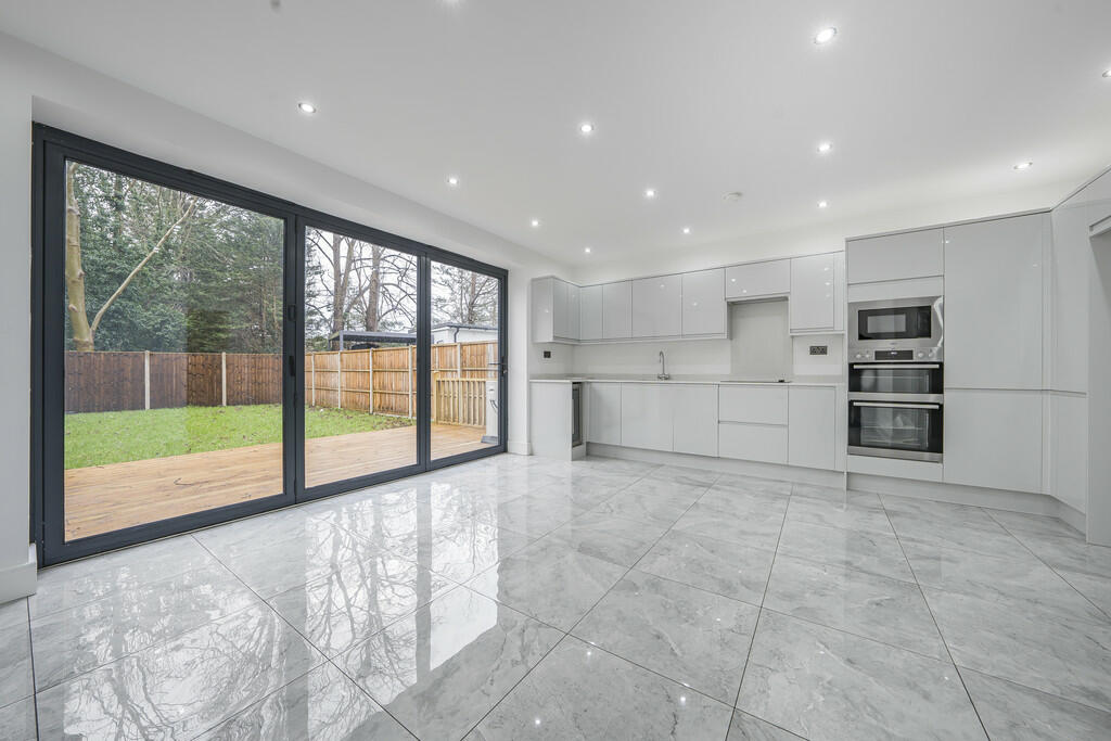 House in Southall - View 2